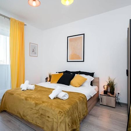Apartamento Carol New Building With Balcony Bucarest Exterior foto