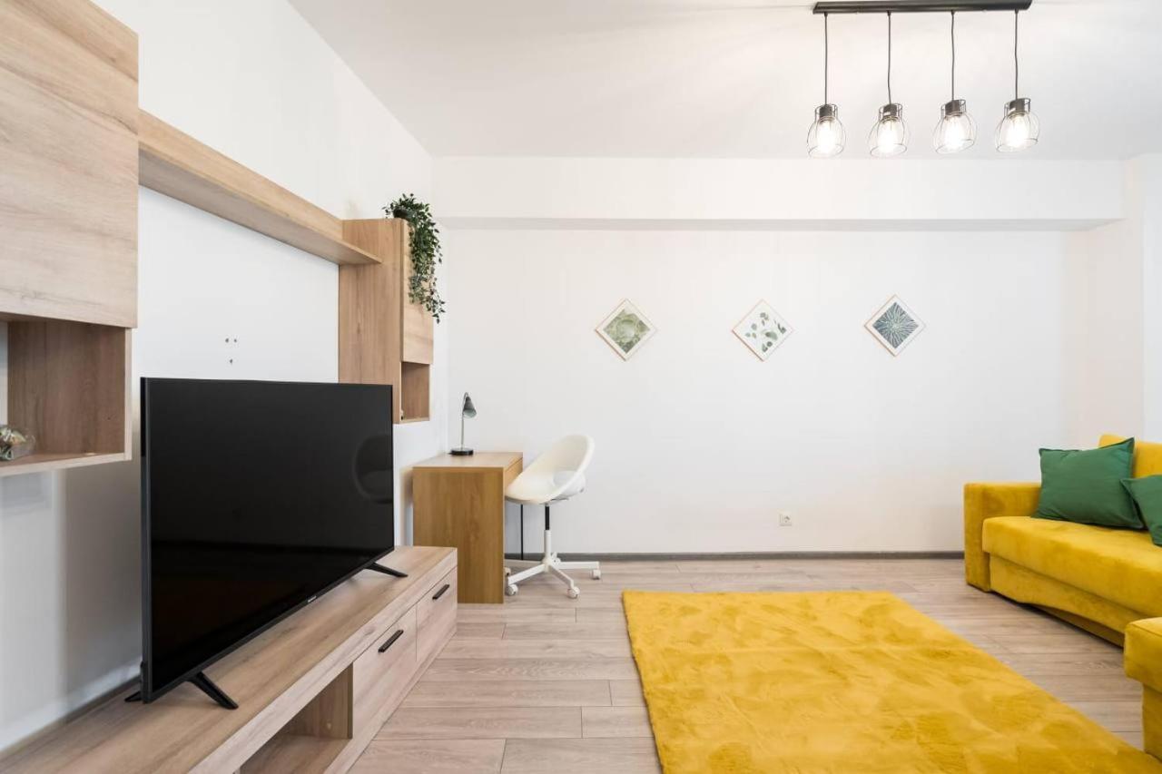 Apartamento Carol New Building With Balcony Bucarest Exterior foto