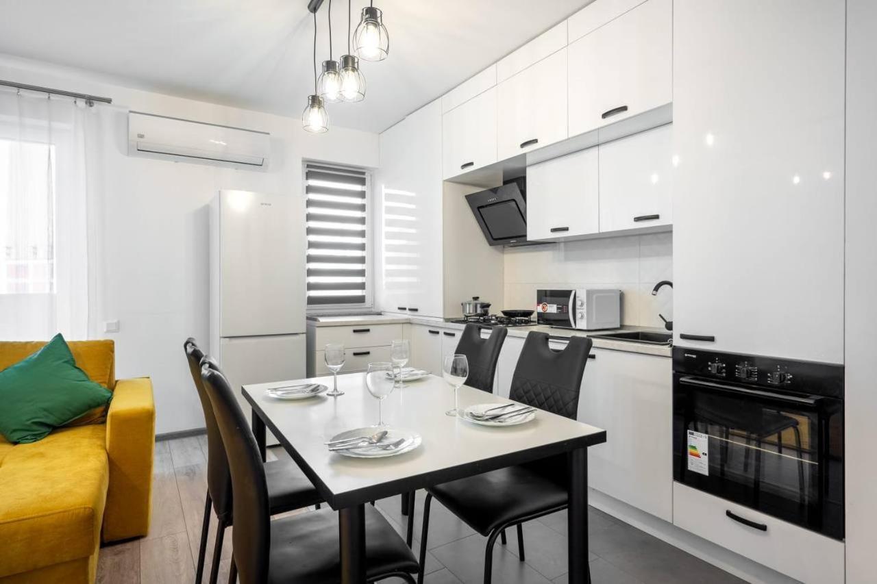 Apartamento Carol New Building With Balcony Bucarest Exterior foto