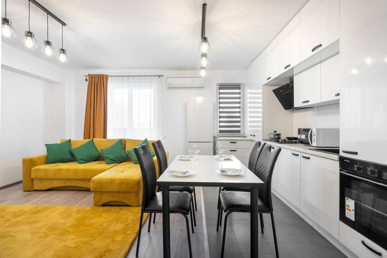 Apartamento Carol New Building With Balcony Bucarest Exterior foto