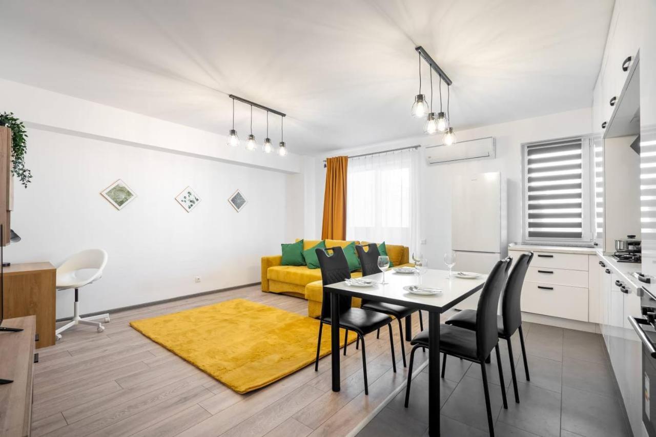 Apartamento Carol New Building With Balcony Bucarest Exterior foto